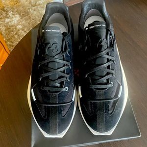 Y-3 SHIKU RUN SIZE 9.5 worn once